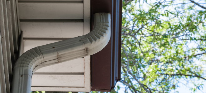 Downspout repair Chicago